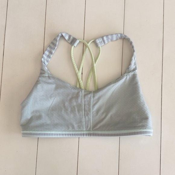 Lululemon Striped Free to Be Sports Bra - Picture 5 of 7